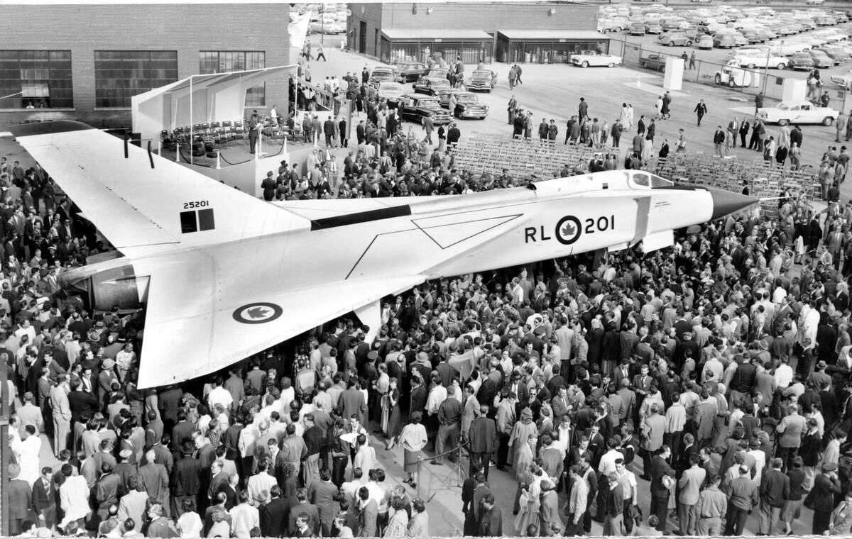 arrow rollout 1957